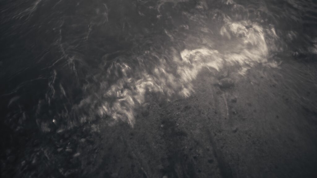 Screencap from Oyster in the river, sardines in the sea, story that observe the dynamics in a relationship during their years of marriage