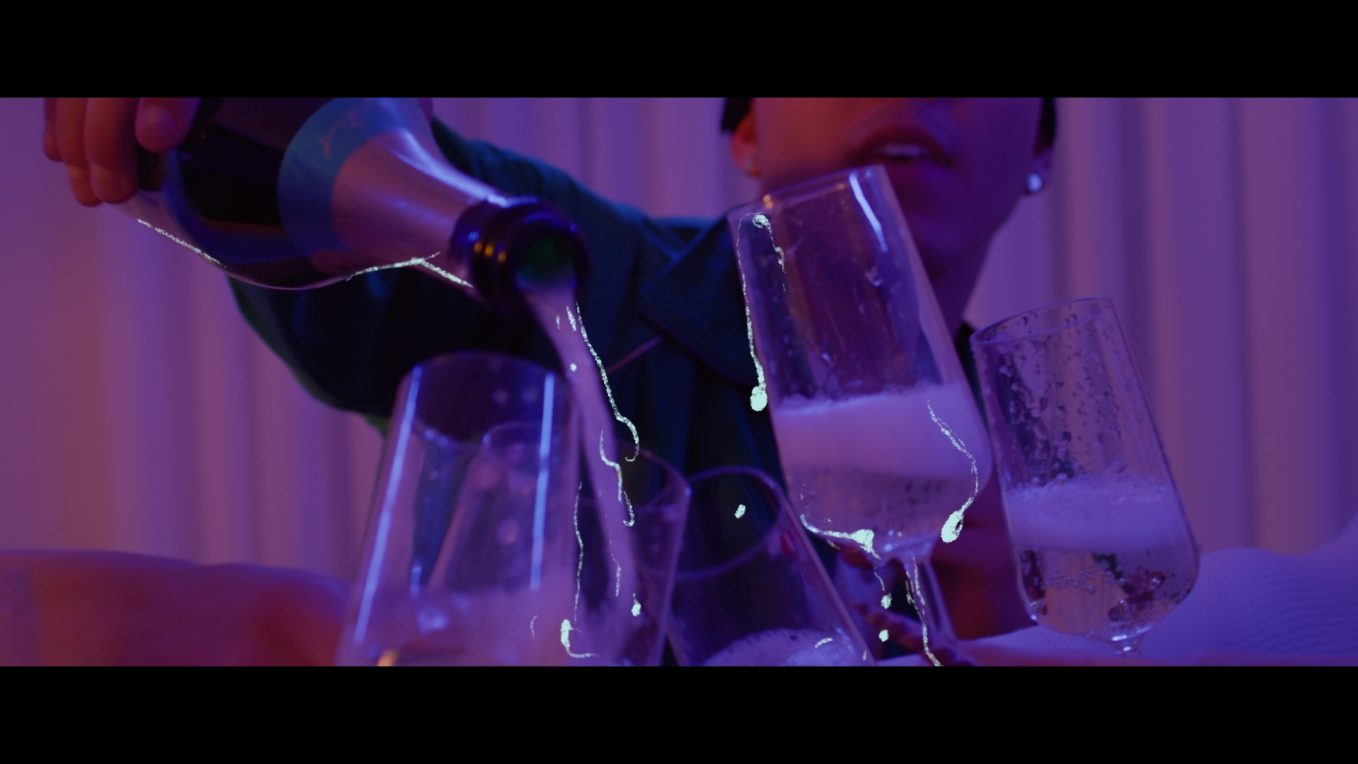 Averagekidluke – Hold Me Close (Music Video – 2025)