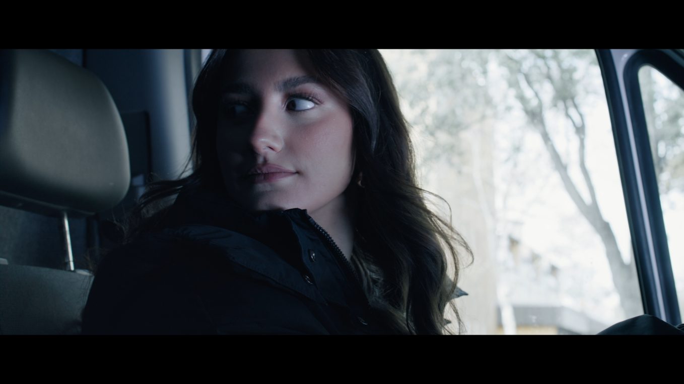 Averagekidluke – Hold Me Close (Music Video – 2025)