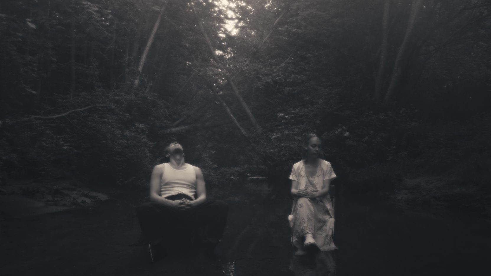 Screencap from Oyster in the river, sardines in the sea, story that observe the dynamics in a relationship during their years of marriage